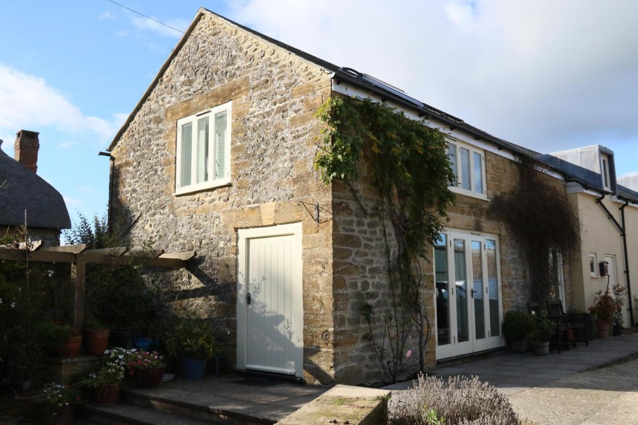 The Old Milking Parlour At Knapp Farm Dorchester Exterior foto